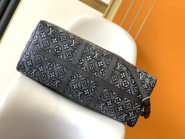 Louis Vuitton Keepall Bandoulière 50 Travel Bag - Black - Image 4